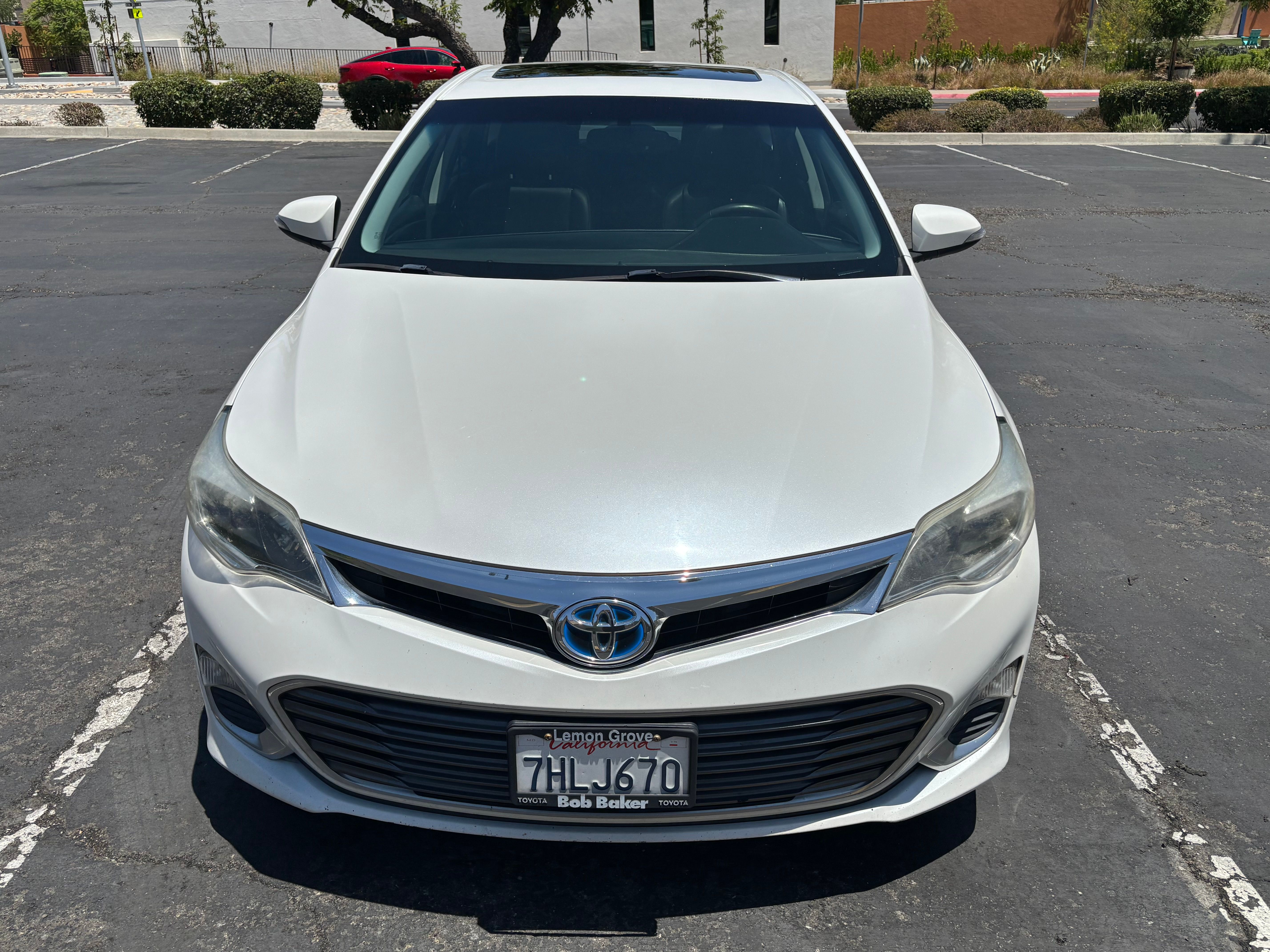 Used 2014 Toyota Avalon XLE Premium FWD image 4