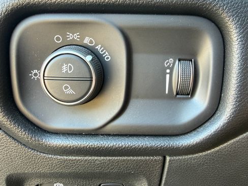 Used 2022 RAM 1500 Rebel w/ Rebel Level A Equipment Group AWD/4WD image 32