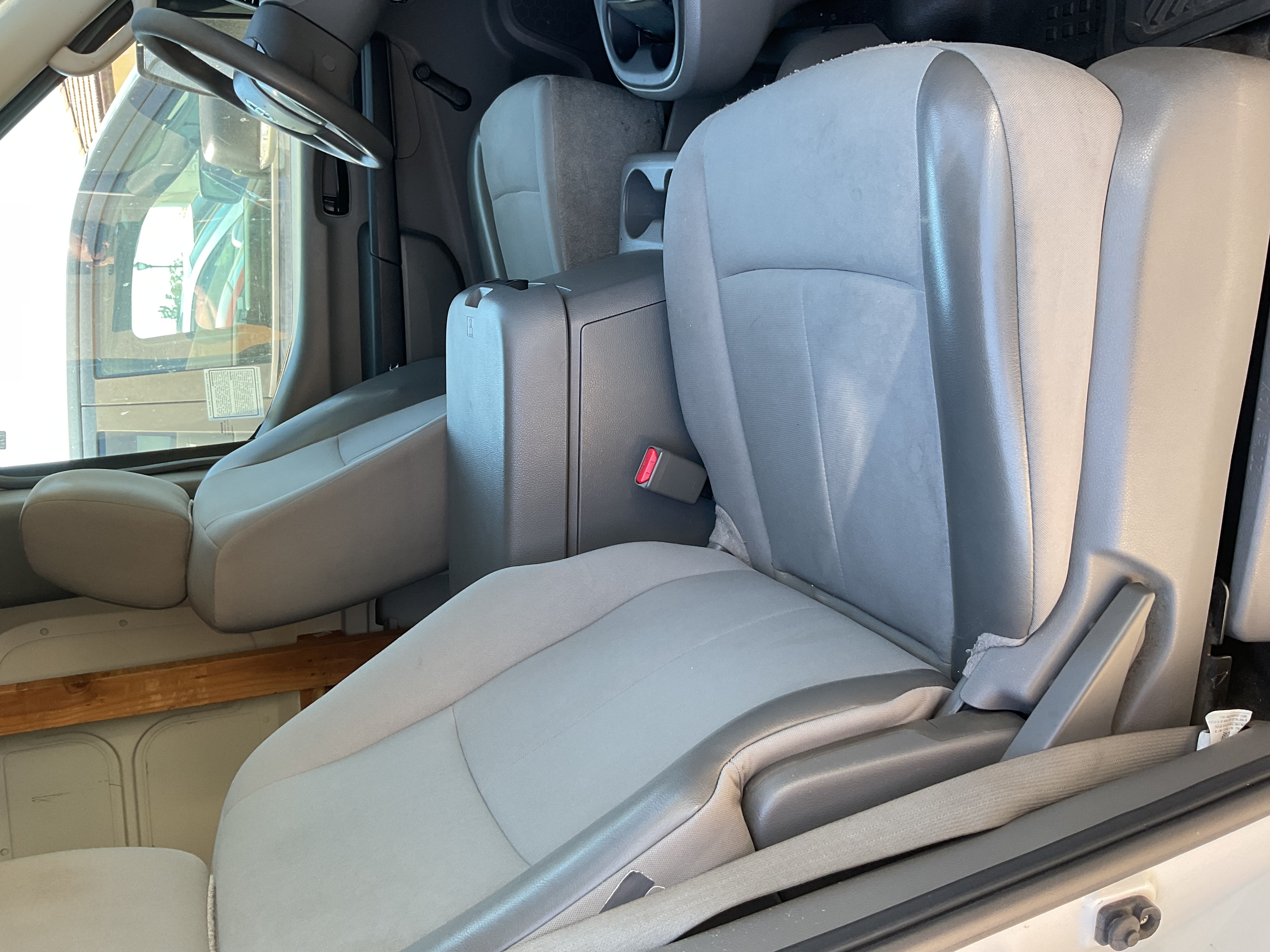 Used 2012 Nissan NV 2500 S w/ Side Curtain Airbag Pkg RWD image 12