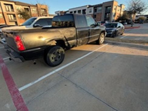 Used 2004 Chevrolet Silverado 1500 LT w/ Light Duty Power Package image 2