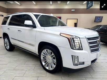 Used 2016 Cadillac Escalade Platinum