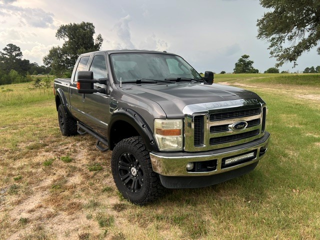 Used 2010 Ford F250 XLT AWD/4WD image 1