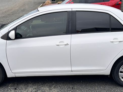 Used 2012 Toyota Yaris Sedan image 1