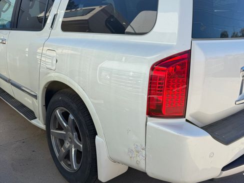 Used 2010 INFINITI QX56 4WD w/ Technology Pkg image 6