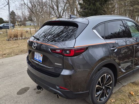 Used 2023 MAZDA CX-5 AWD 2.5 S w/ Premium Package image 10