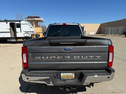 Used 2022 Ford F350 Lariat w/ Lariat Ultimate Package AWD/4WD image 2