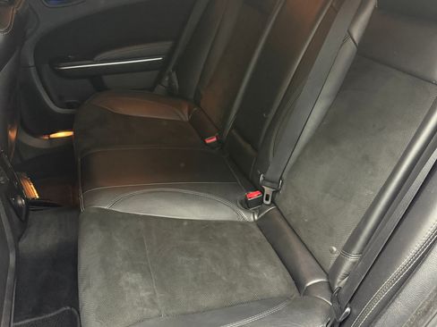 Used 2012 Chrysler 300 SRT8 w/ Leather Interior Group image 5