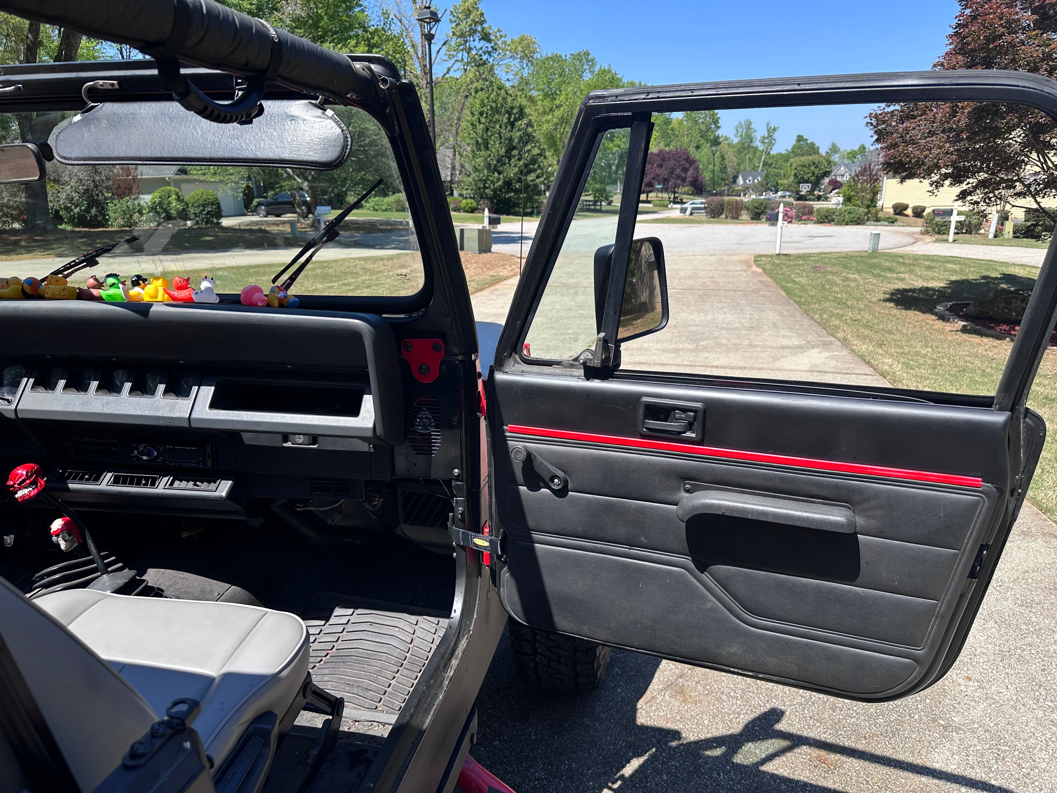 Used 1995 Jeep Wrangler SE AWD/4WD image 18
