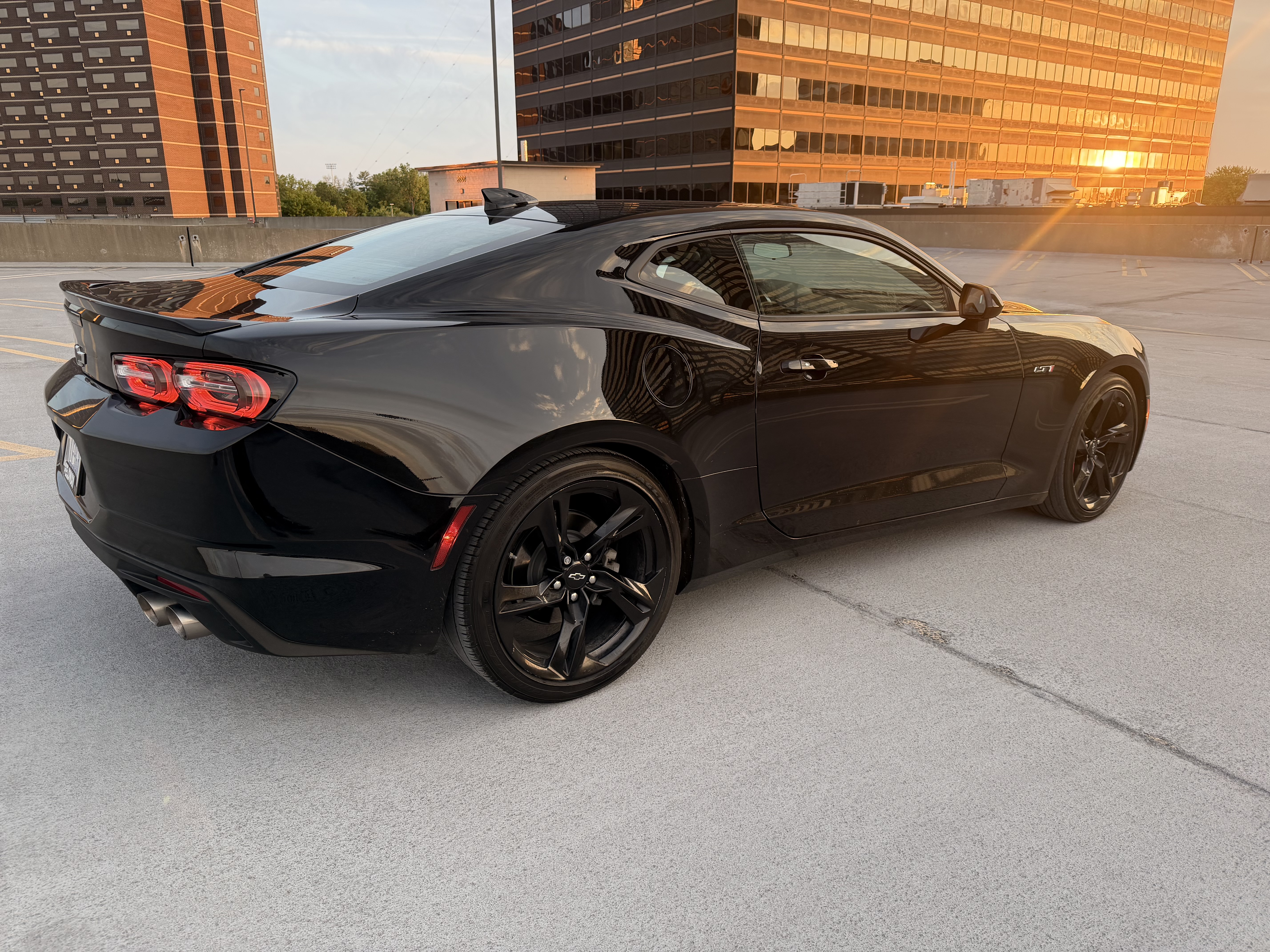 Used 2022 Chevrolet Camaro LT w/ RS Package RWD image 5