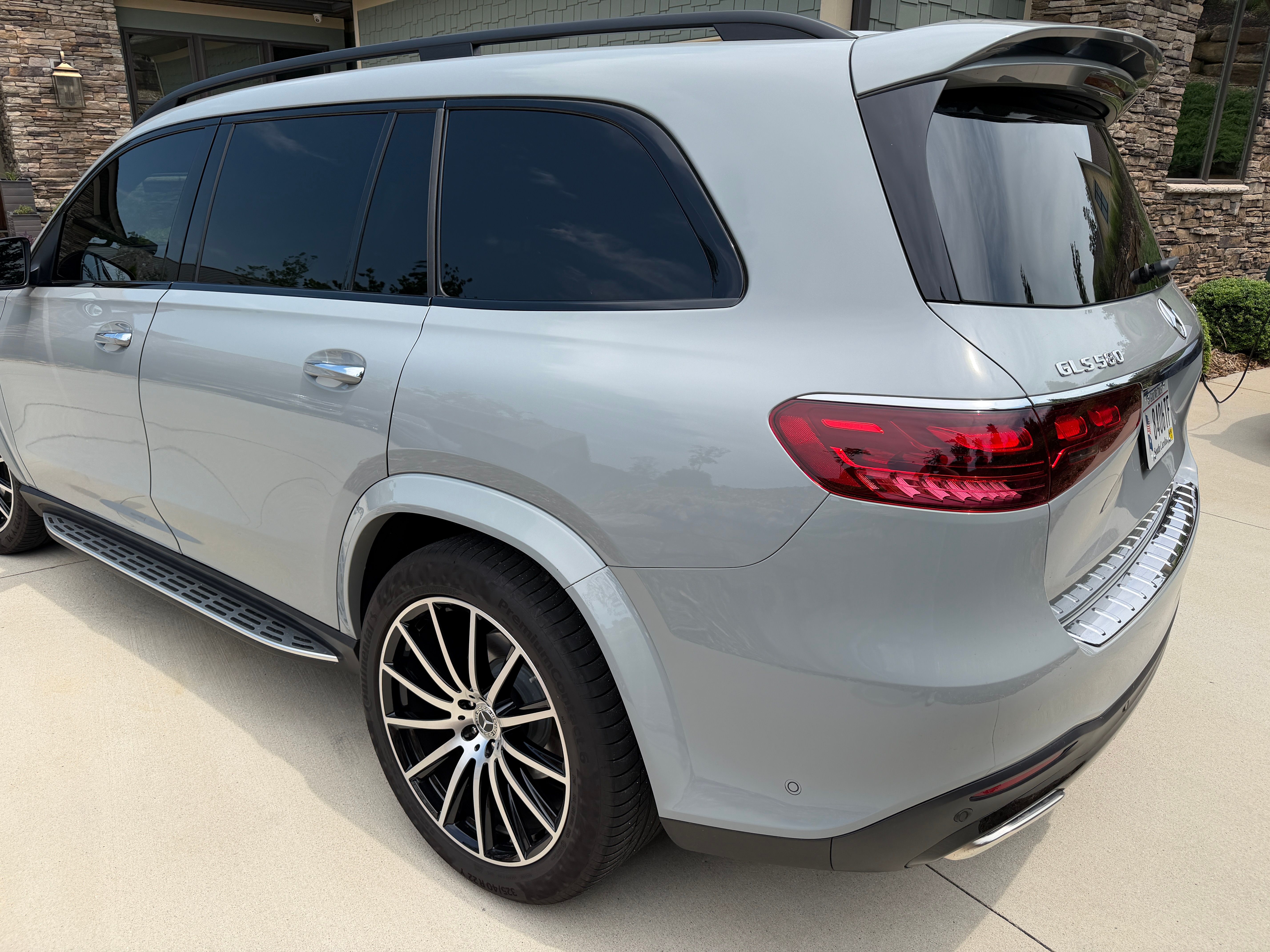 Used 2024 Mercedes-Benz GLS 580 4MATIC image 21
