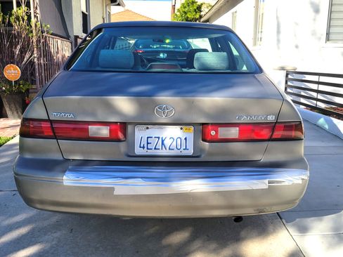 Used 1999 Toyota Camry CE image 5