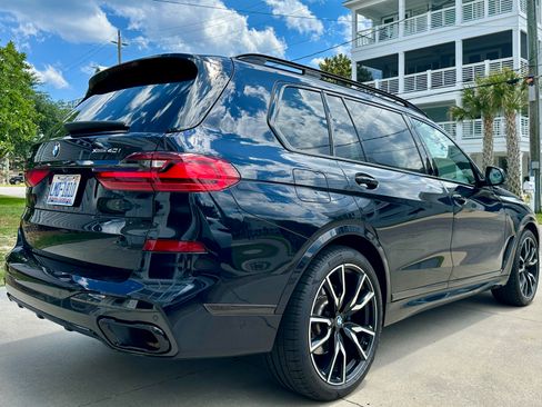 Used 2020 BMW X7 xDrive40i w/ M Sport Package AWD/4WD image 1