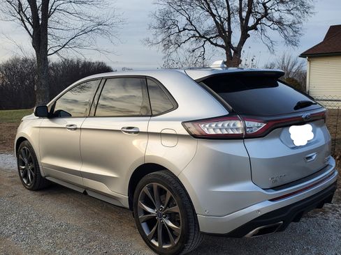 Used 2018 Ford Edge Sport w/ Equipment Group 401A image 4