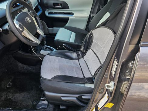 Used 2012 Toyota Prius C Three image 10