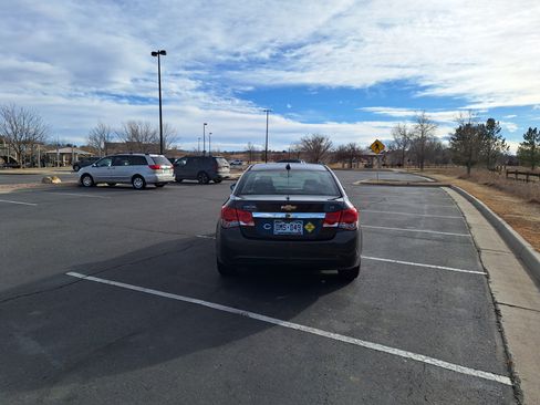 Used 2015 Chevrolet Cruze LT image 9