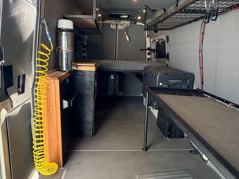 Used 2022 Mercedes-Benz Sprinter 2500 image 13