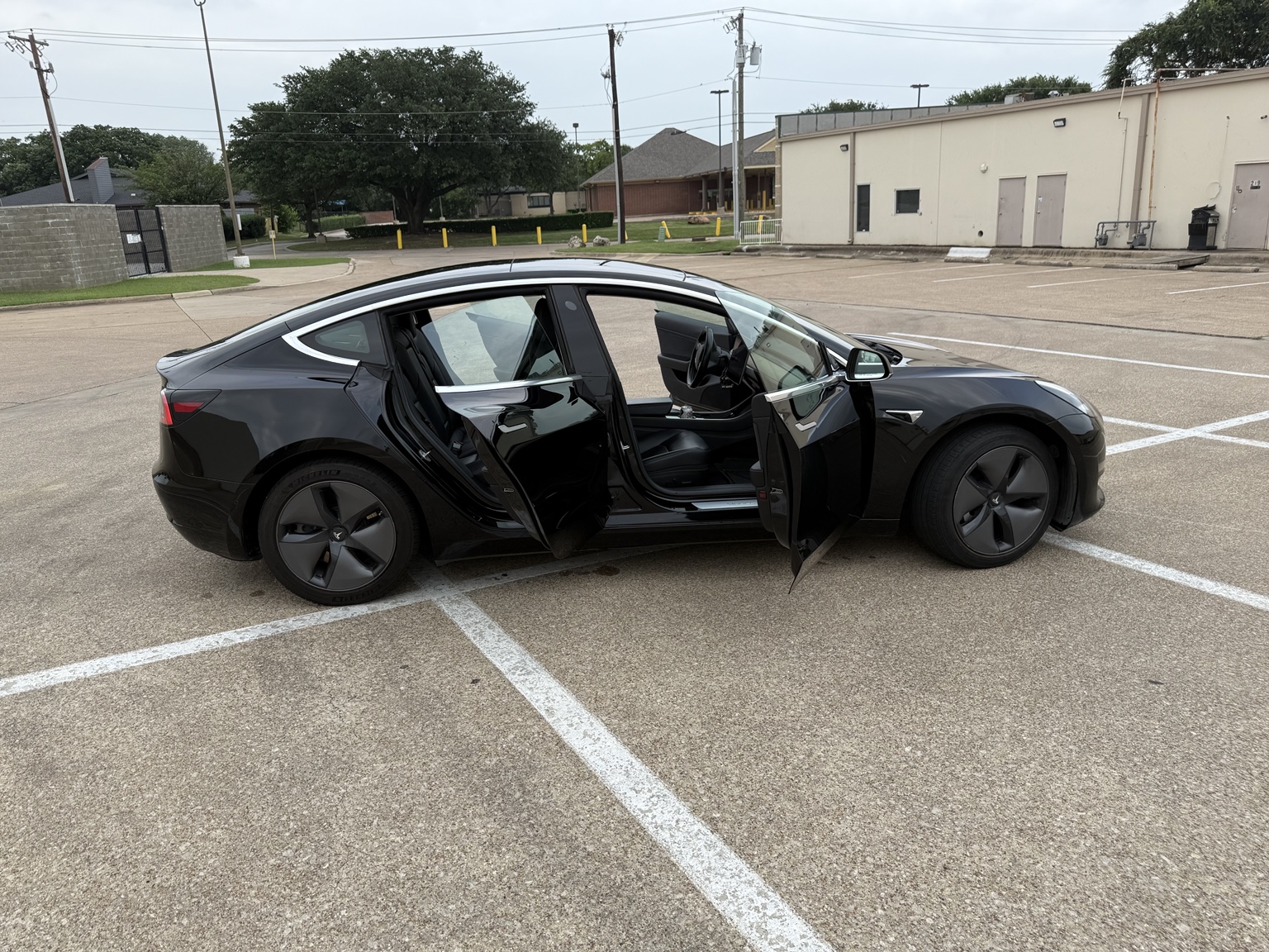 Used 2019 Tesla Model 3 Long Range AWD/4WD image 8
