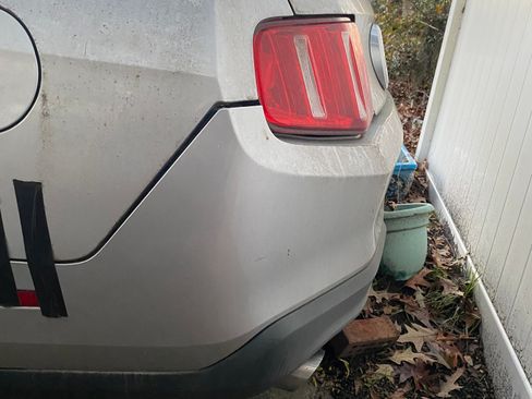 Used 2012 Ford Mustang Coupe image 9