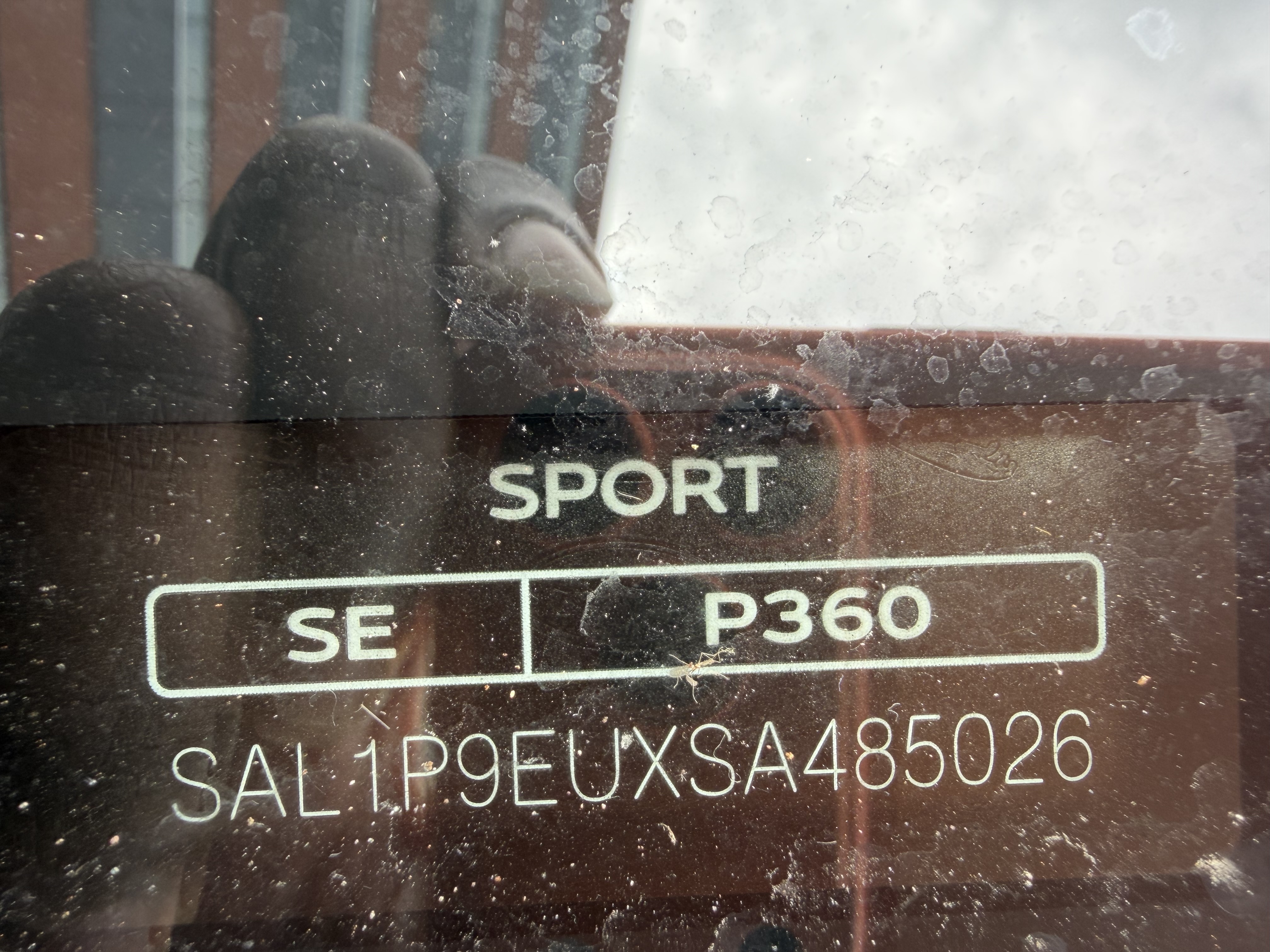 Used 2025 Land Rover Range Rover Sport SE AWD/4WD image 8