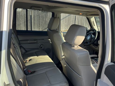 Used 2007 Jeep Commander Limited image 10