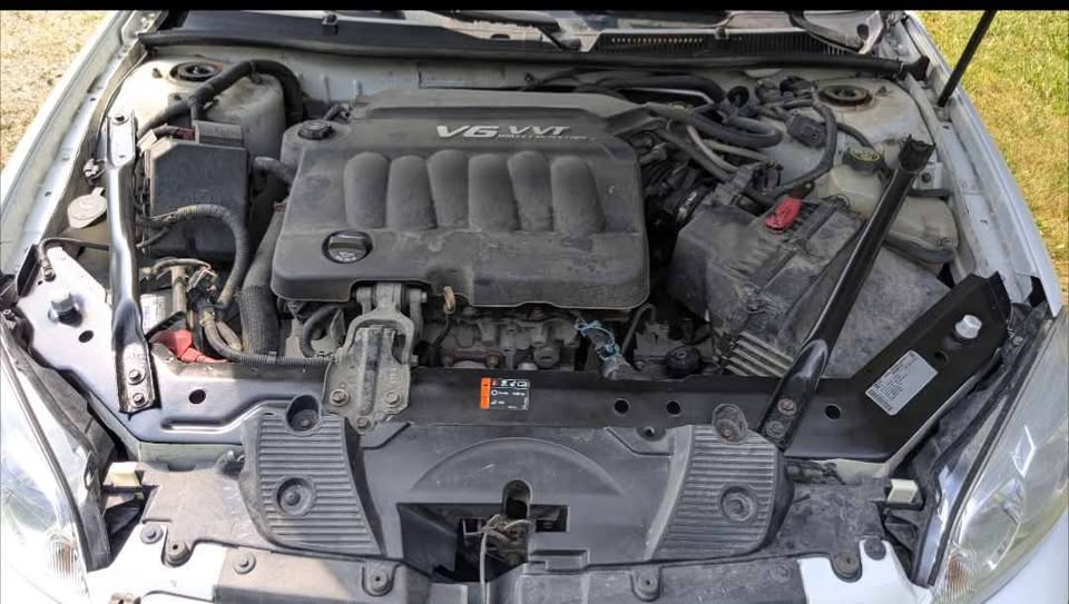 Used 2013 Chevrolet Impala LT w/ LT Sunroof Package FWD image 14