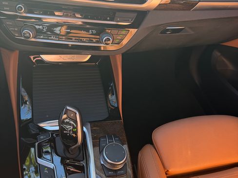 Used 2020 BMW X4 xDrive30i image 11