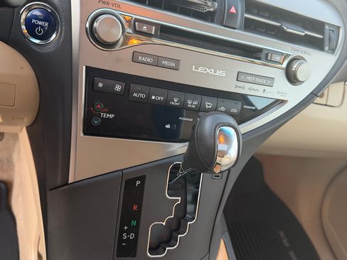 Used 2015 Lexus RX 450h AWD image 10