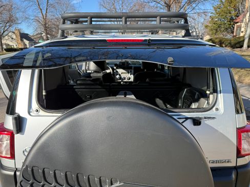 Used 2008 Toyota FJ Cruiser 4WD image 8