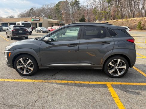 Used 2018 Hyundai Kona Limited image 4