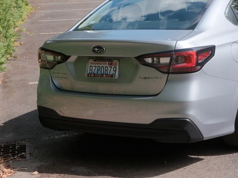 Used 2022 Subaru Legacy Premium AWD/4WD image 6