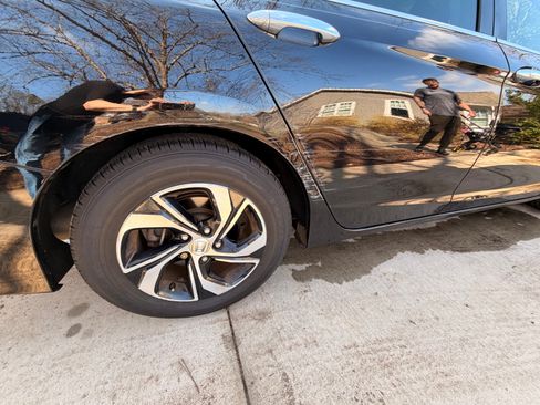 Used 2016 Honda Accord LX image 4