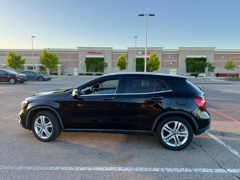 Used 2020 Mercedes-Benz GLA 250 4MATIC image 5
