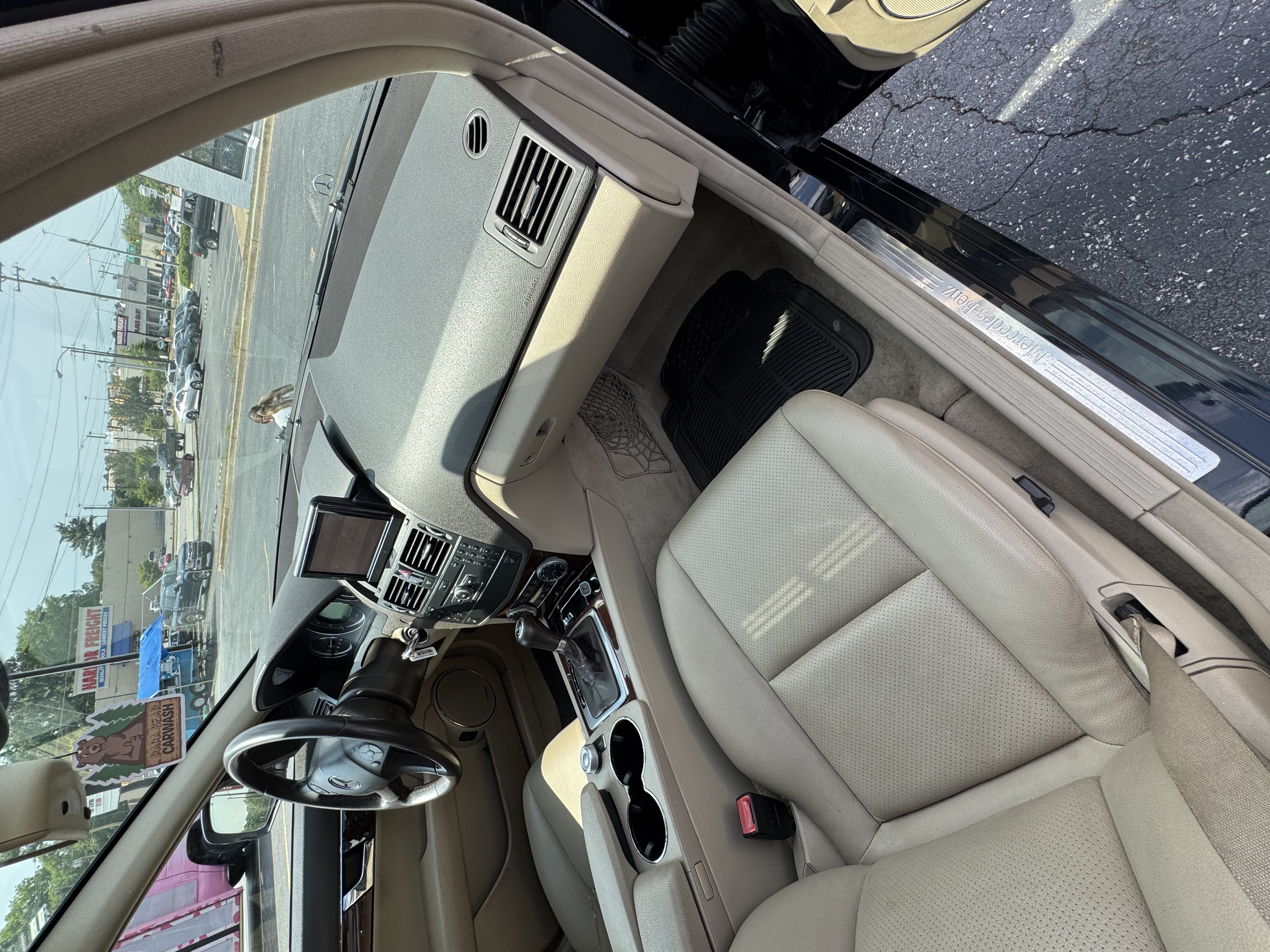 Used 2009 Mercedes-Benz C 300 4MATIC Sedan image 14