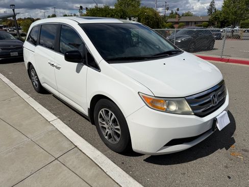 Used 2012 Honda Odyssey EX-L image 11