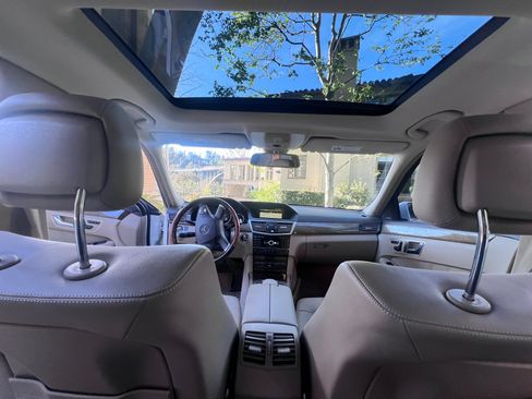 Used 2010 Mercedes-Benz E 350 Sedan image 10