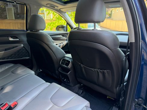 Used 2019 Hyundai Santa Fe AWD w/ Cargo Package image 18
