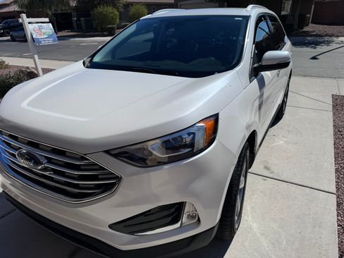 Used 2019 Ford Edge SEL w/ Equipment Group 201A image 5