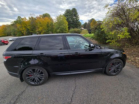 Used 2017 Land Rover Range Rover Sport Supercharged image 2
