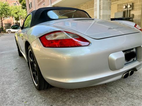 Used 2006 Porsche Boxster RWD image 15