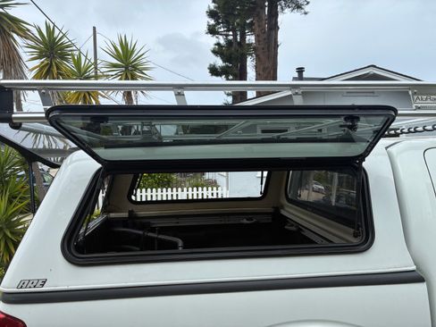 Used 2017 Nissan Frontier SV w/ SV Value Truck Package image 14