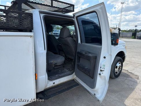 Used 2015 Ford F350 XL w/ Power Equipment Group AWD/4WD image 28