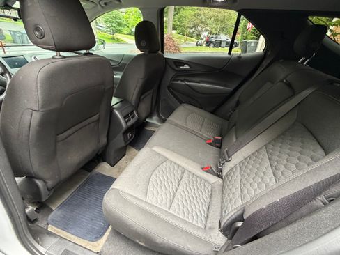 Used 2019 Chevrolet Equinox LT AWD/4WD image 9