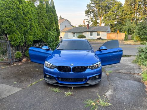 Used 2019 BMW 430i Coupe w/ M Sport Package RWD image 2