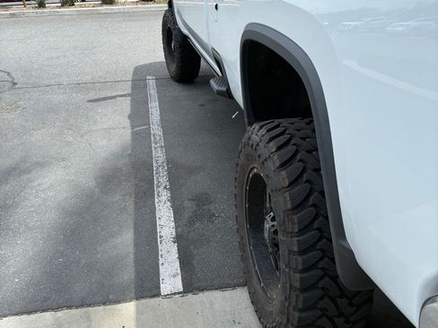 Used 2020 Chevrolet Silverado 2500 LTZ w/ LTZ Plus Package image 2