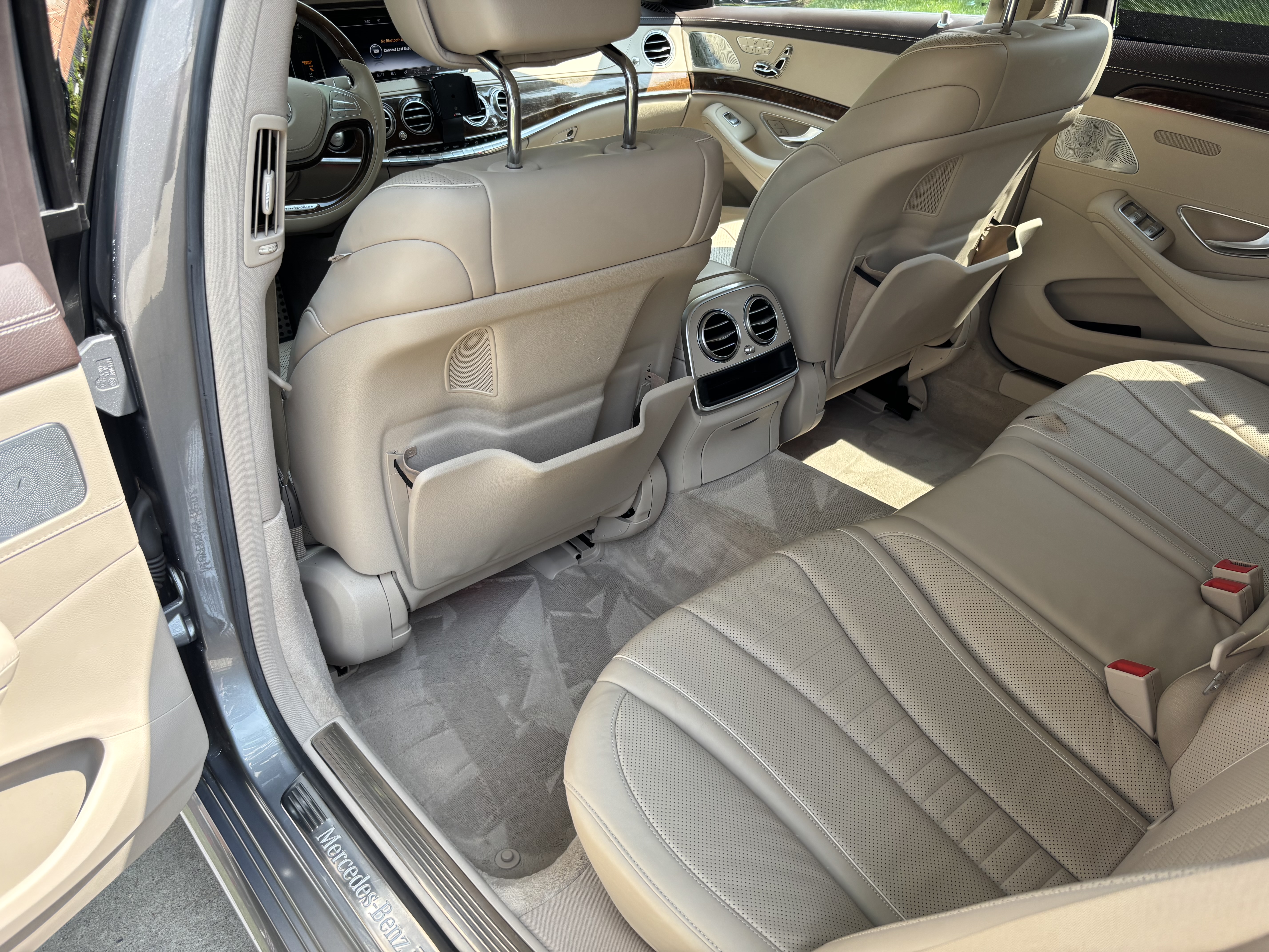 Used 2015 Mercedes-Benz S 550 4MATIC Sedan image 16