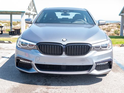 Used 2018 BMW 530i xDrive w/ M Sport Package image 4
