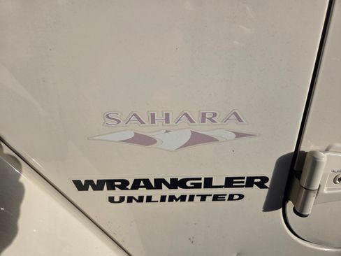 Used 2011 Jeep Wrangler Unlimited Sahara w/ Trailer Tow Group image 10