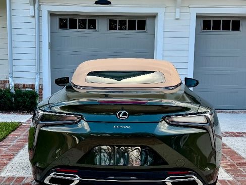 Used 2023 Lexus LC 500 Convertible image 16