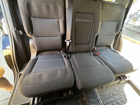 Used 2022 Ford Explorer XLT image 20