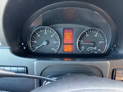 Used 2015 Mercedes-Benz Sprinter 2500 image 6